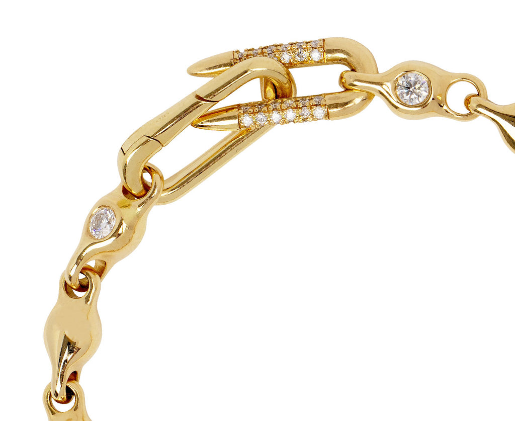 Uniform Object Diamond Reflective Bracelet Clasp Close Up