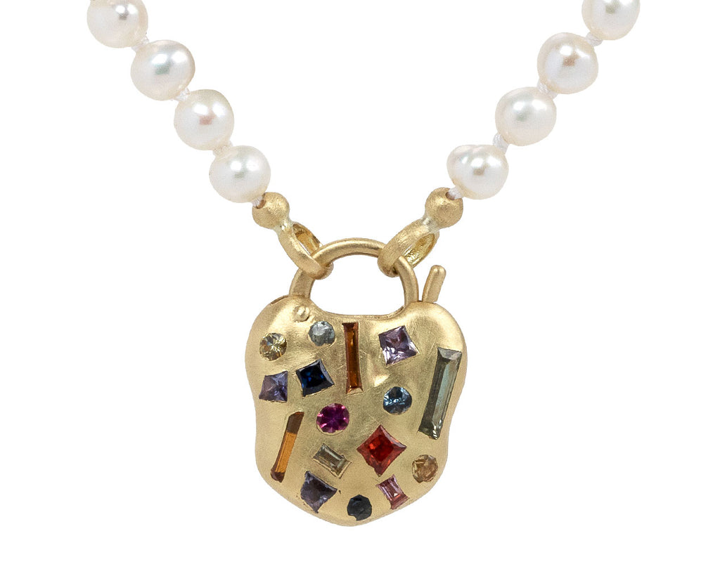 Polly Wales Small Harlequin Coeur de Confetti Pearl Necklace Close Up