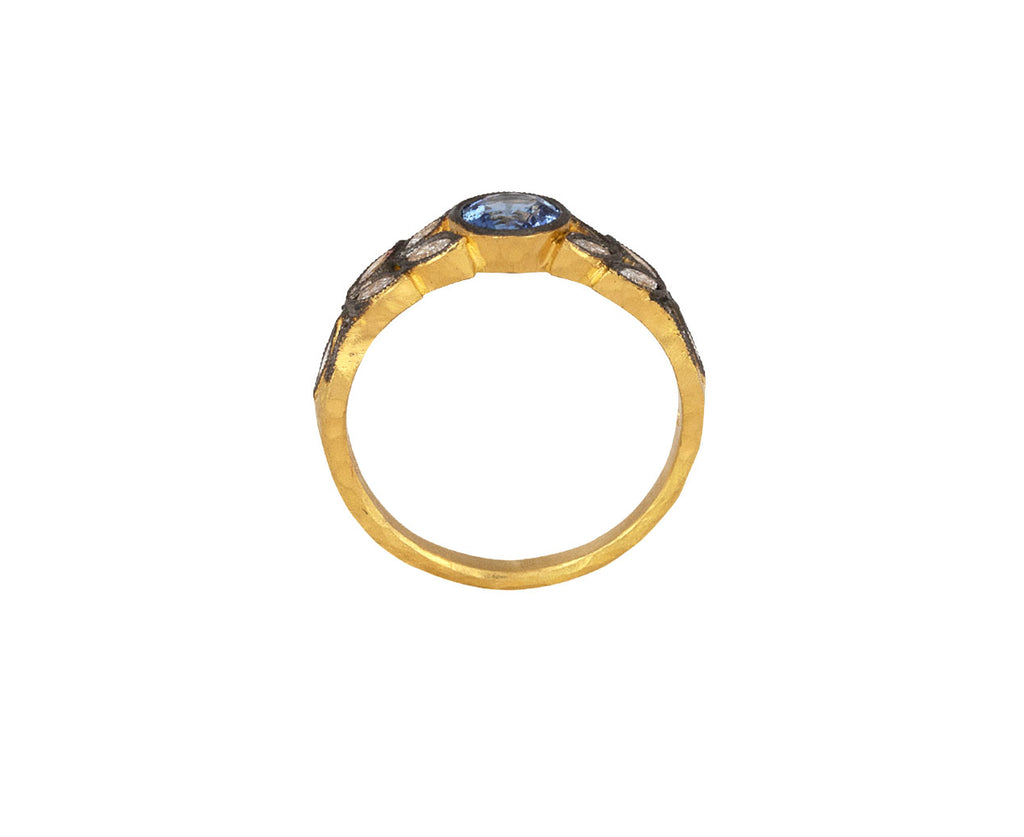 Cathy Waterman Blue Sapphire Small Garland Ring Top View