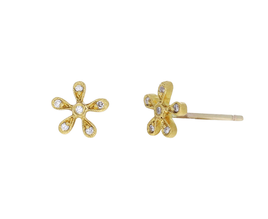 Diamond Daisy Posts