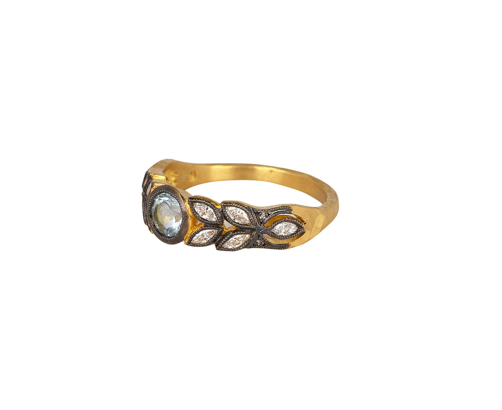Cathy Waterman Aquamarine Small Garland Ring Side View